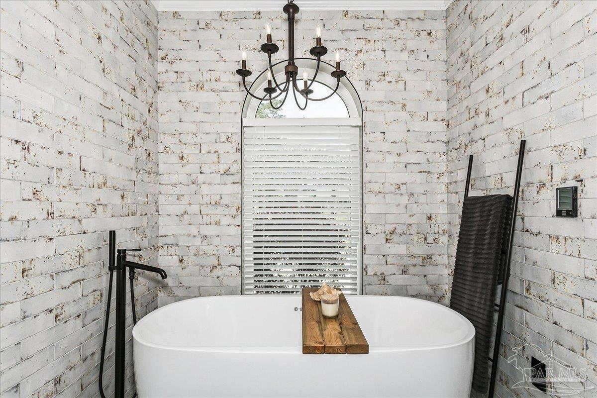 3801 Tiger Point Blvd