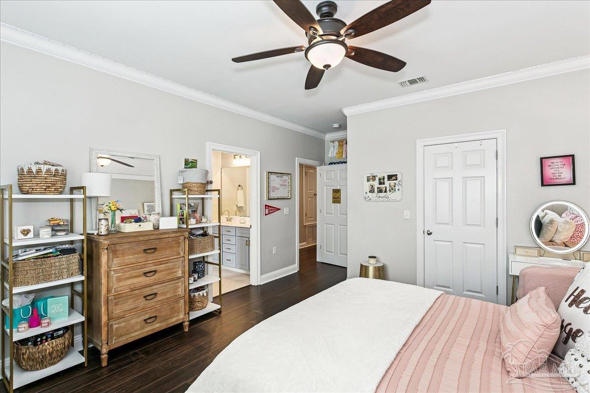 3801 Tiger Point Blvd