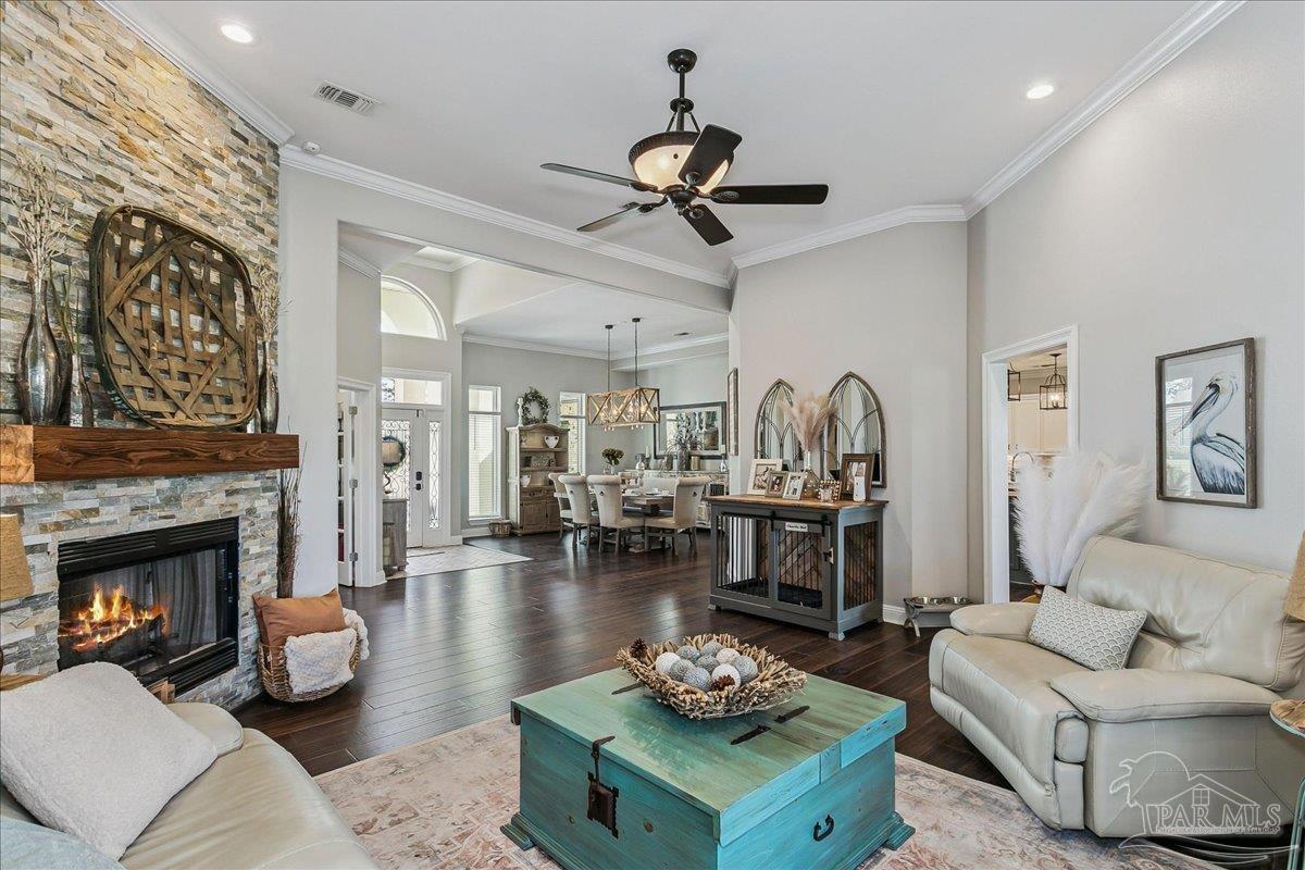 3801 Tiger Point Blvd