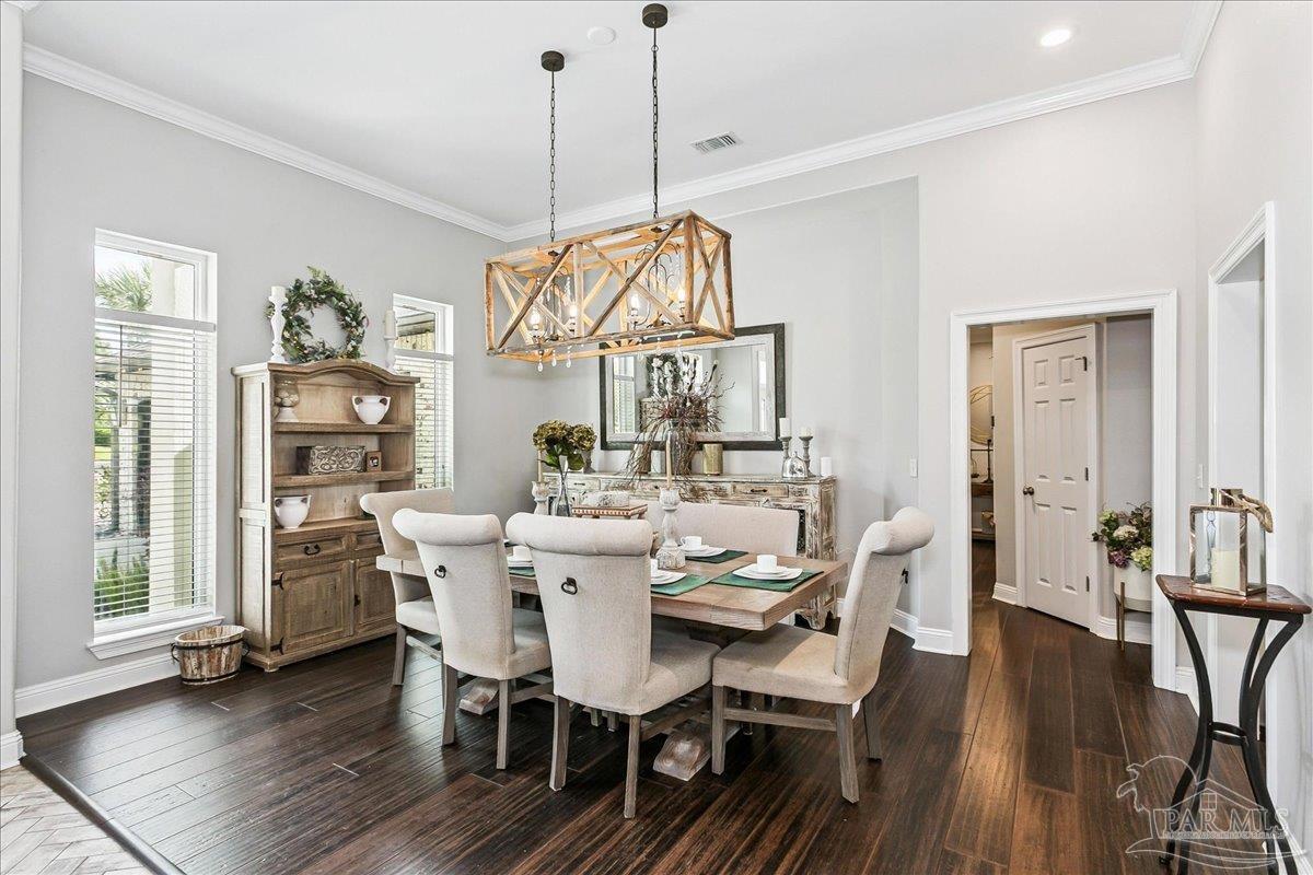 3801 Tiger Point Blvd