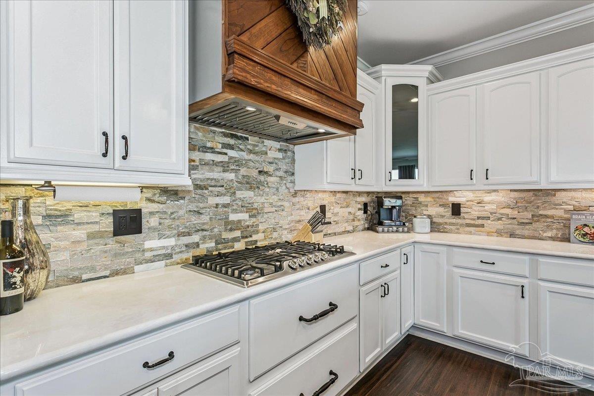 3801 Tiger Point Blvd