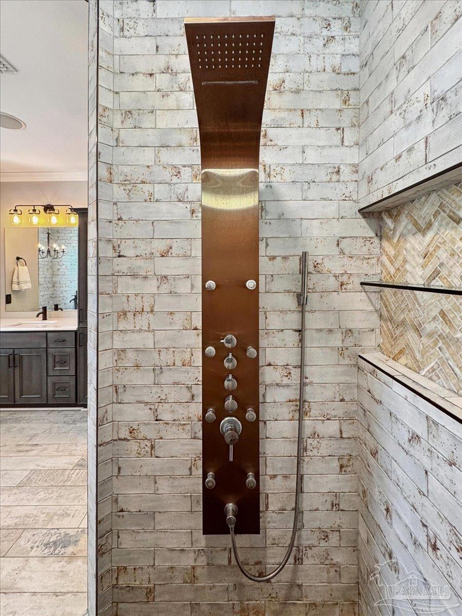 3801 Tiger Point Blvd