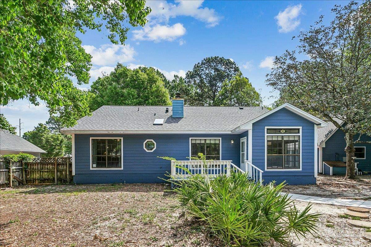 1515 Oak Shore Dr