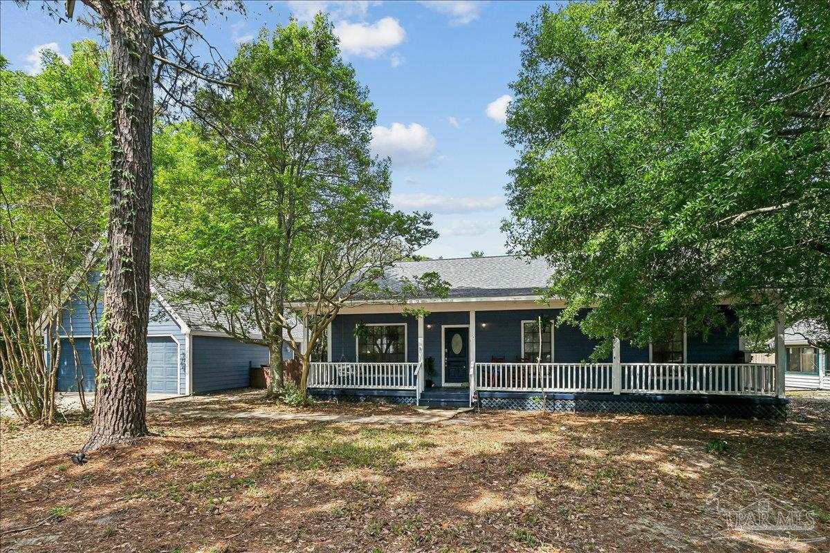 1515 Oak Shore Dr