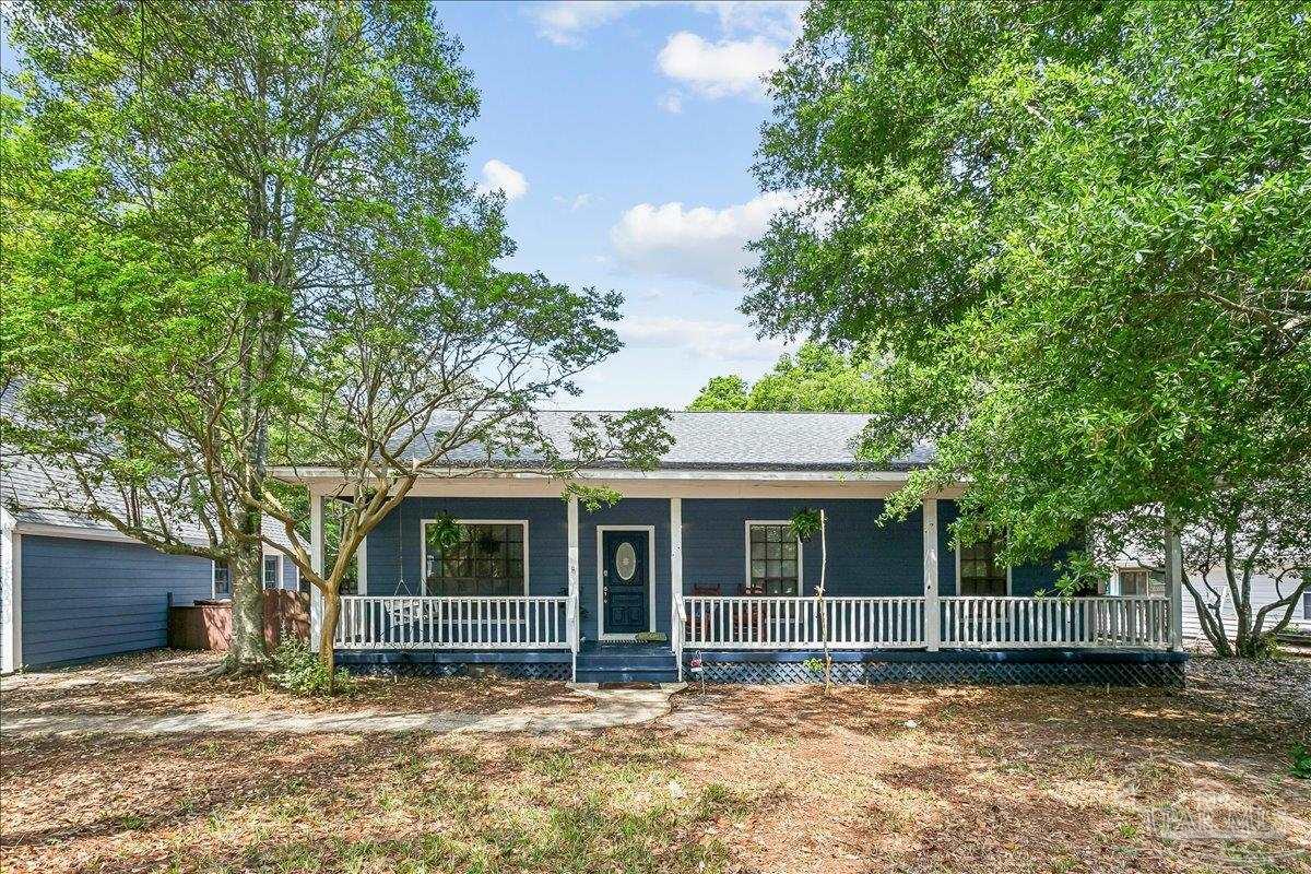 1515 Oak Shore Dr
