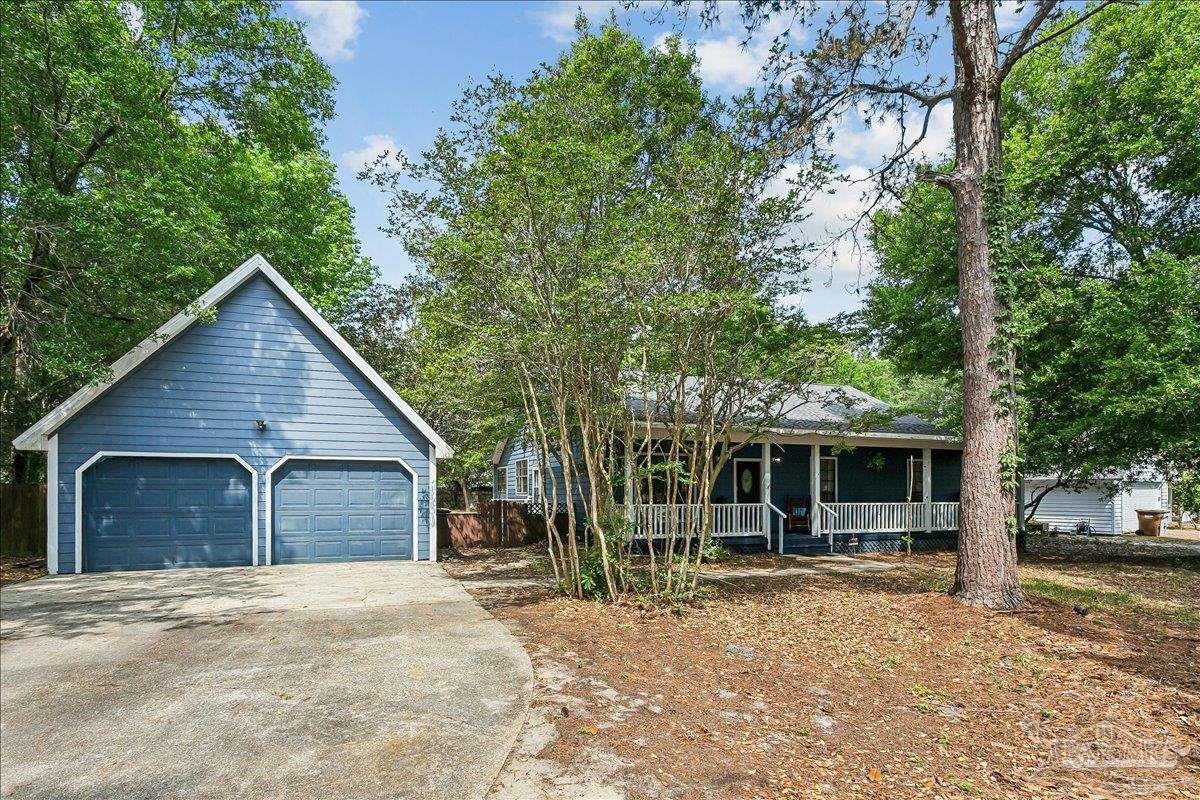 1515 Oak Shore Dr