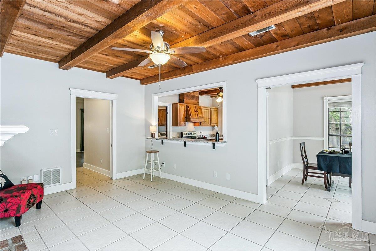 1515 Oak Shore Dr