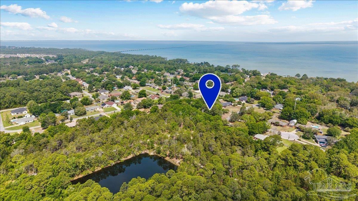 1515 Oak Shore Dr