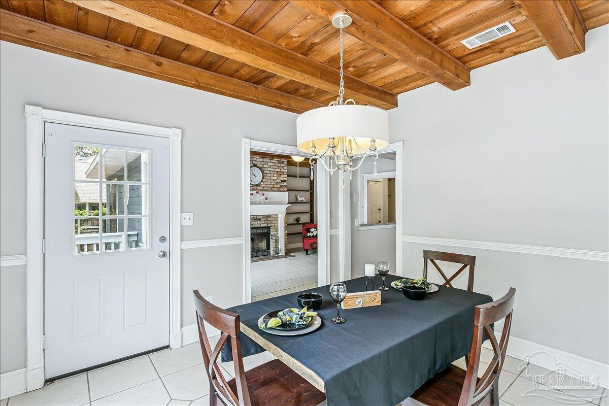 1515 Oak Shore Dr