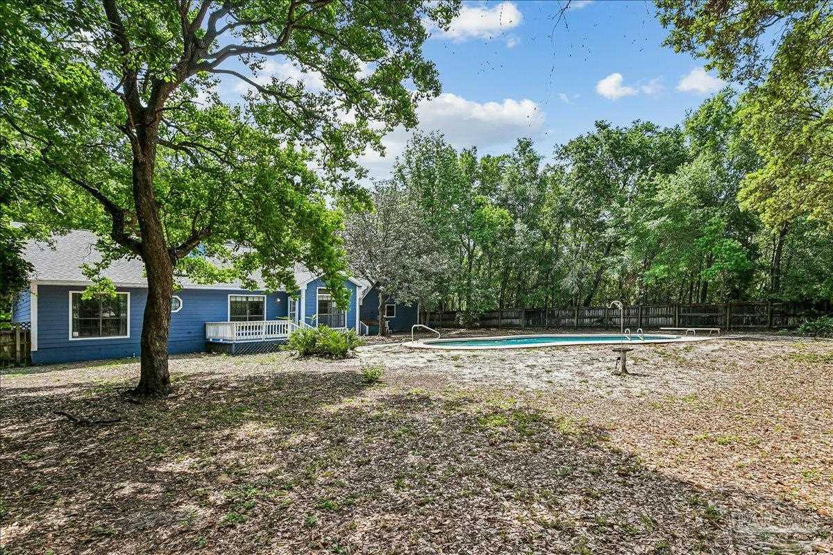 1515 Oak Shore Dr