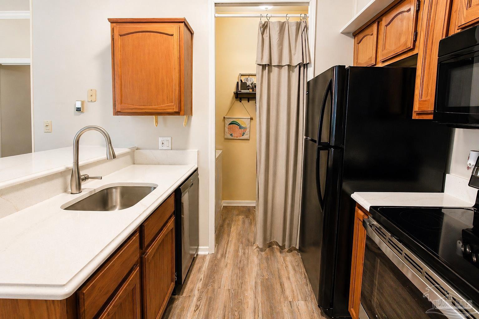 501 E Burgess Rd # 10 Unit: D 10