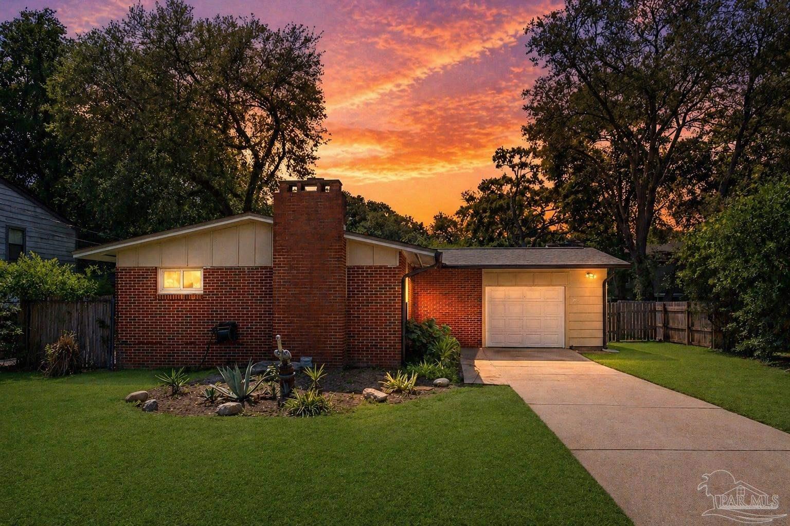 6061 Audubon Dr
