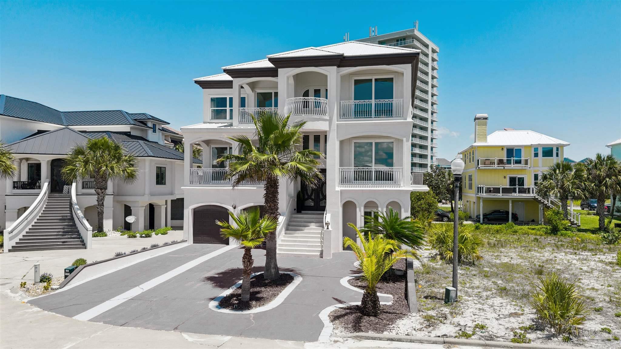 21 E Galvez Ct