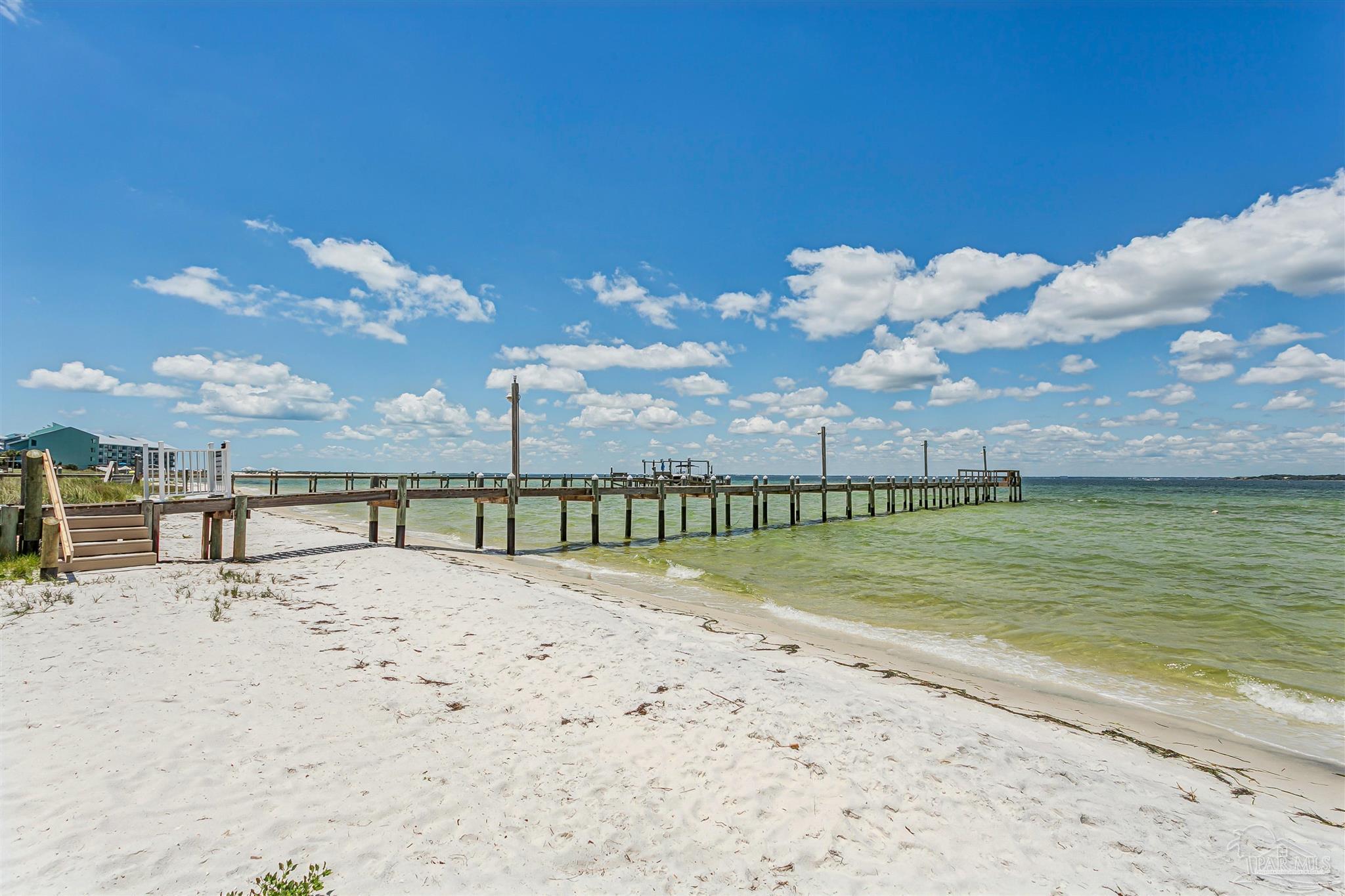 21 E Galvez Ct