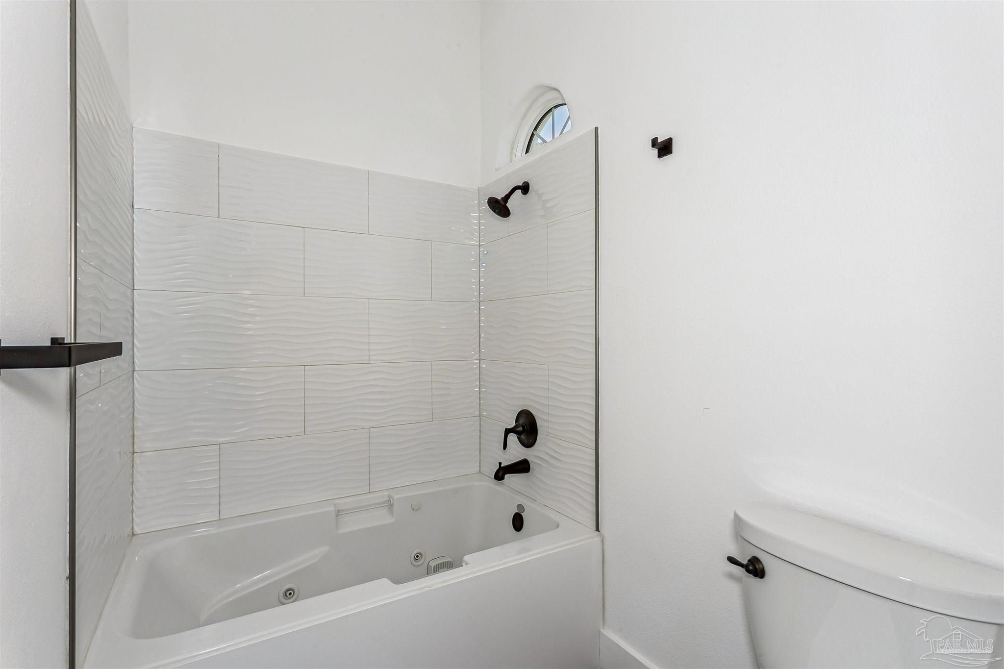 21 E Galvez Ct