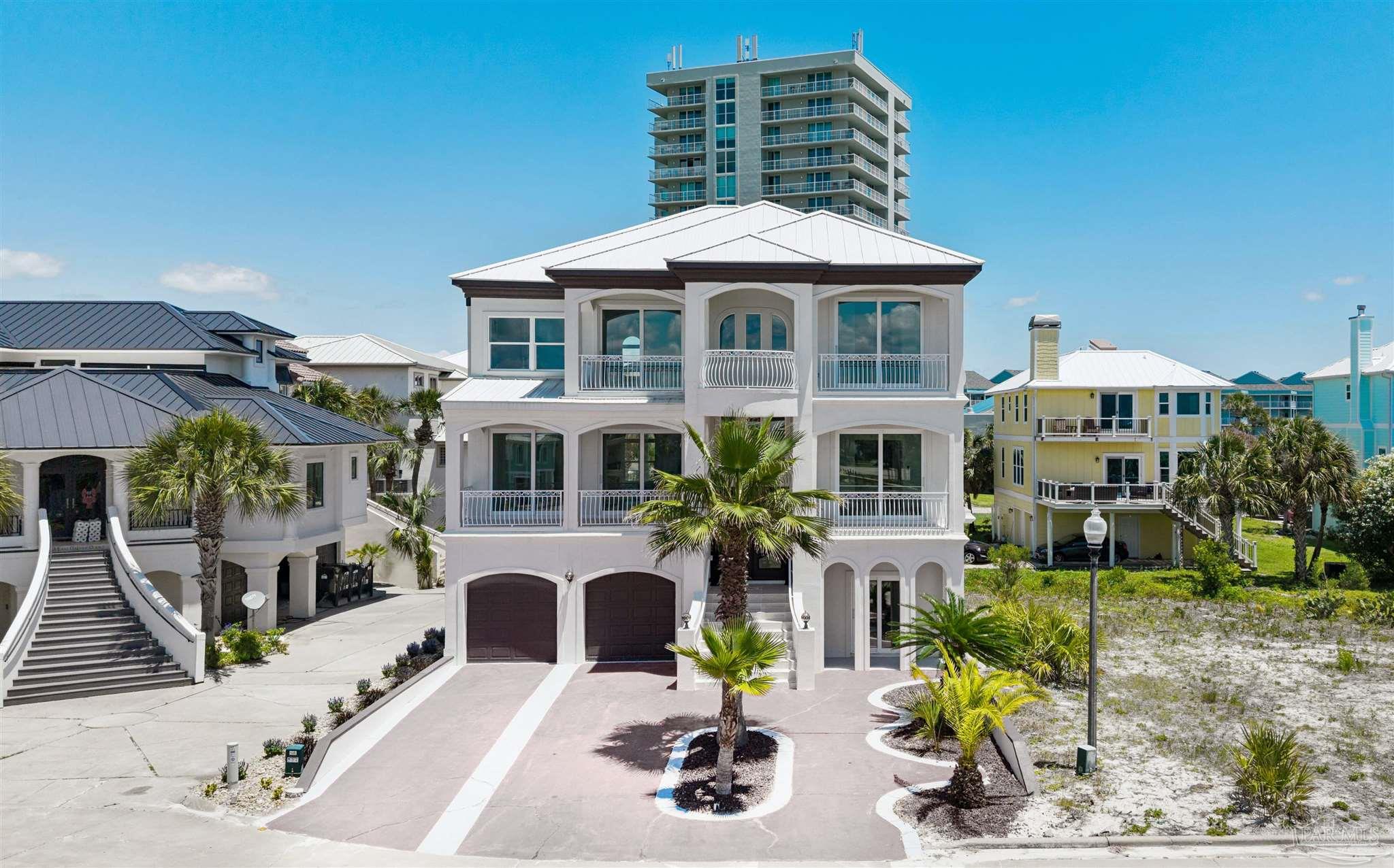 21 E Galvez Ct