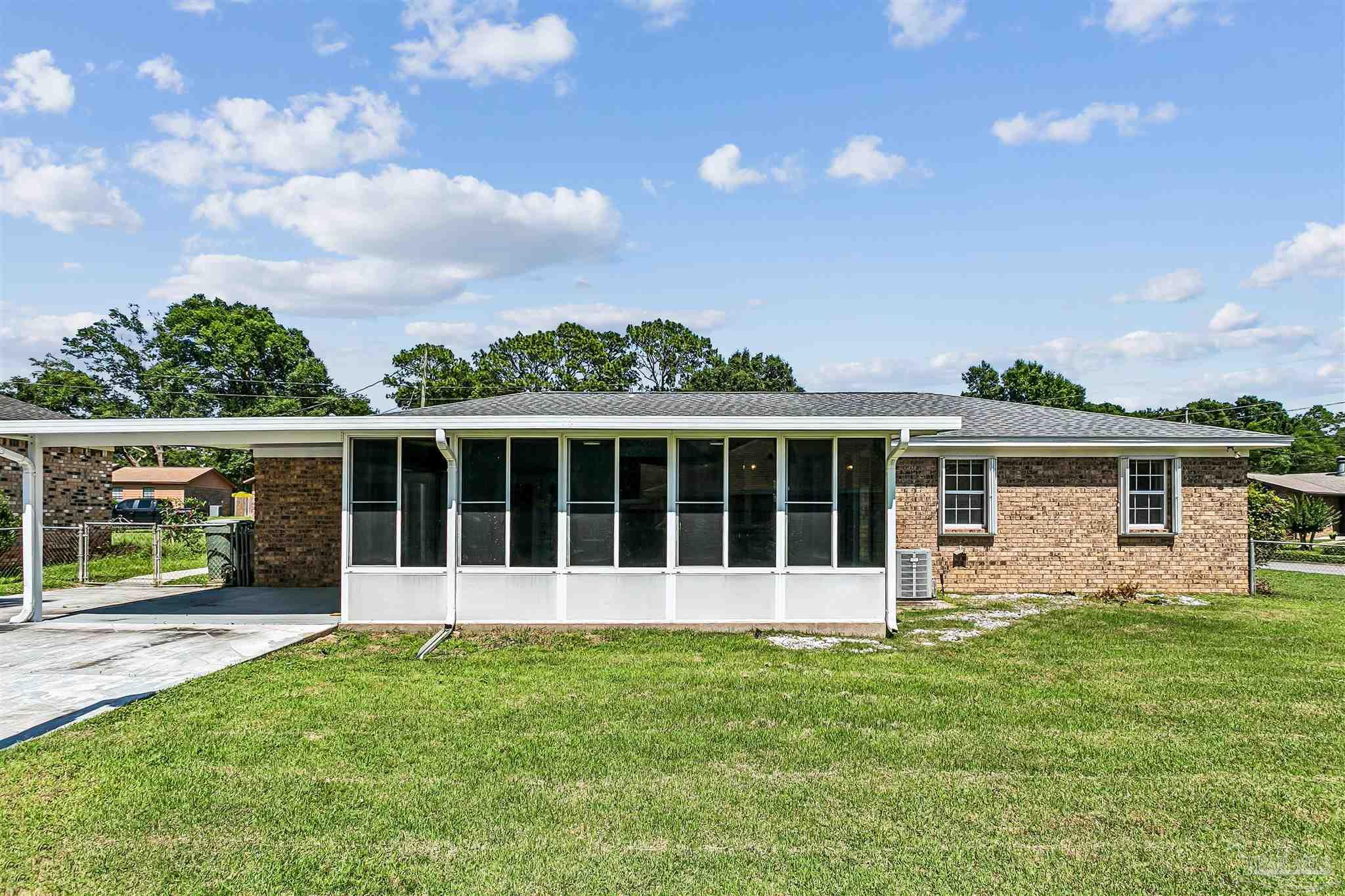 7905 Charter Oaks Dr