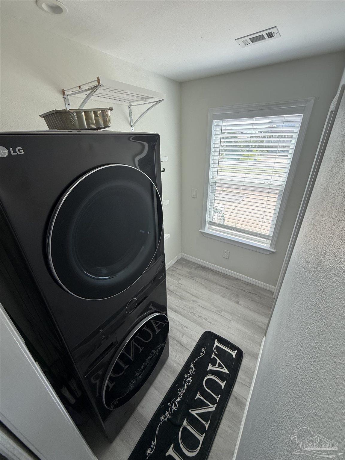 1005 Via Deluna Dr