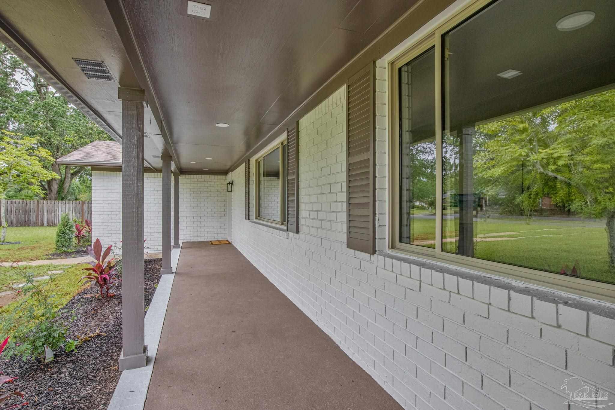 2800 N 18th Ave
