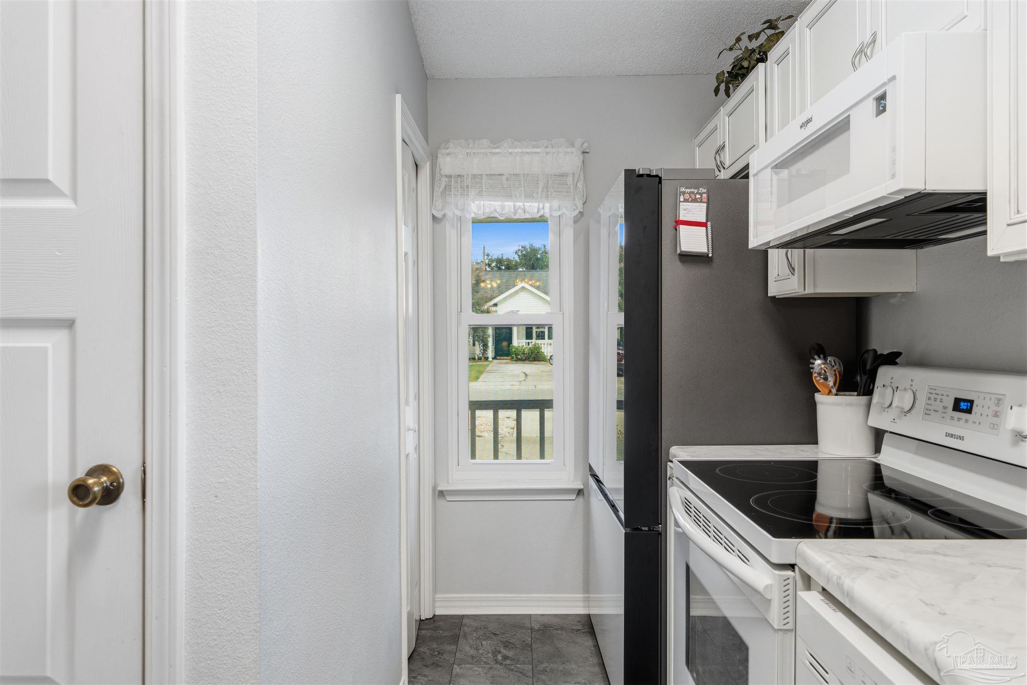 2451 Spyglass Cir