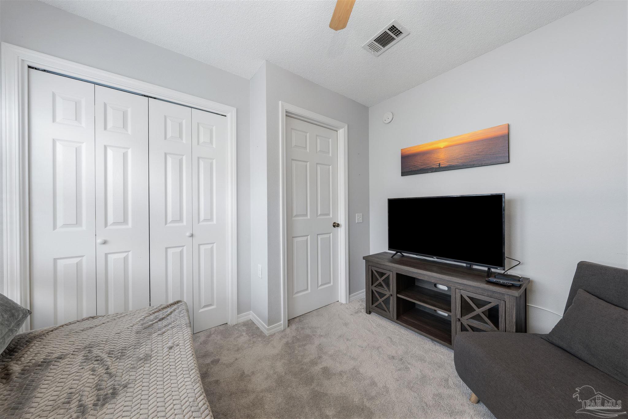 2451 Spyglass Cir