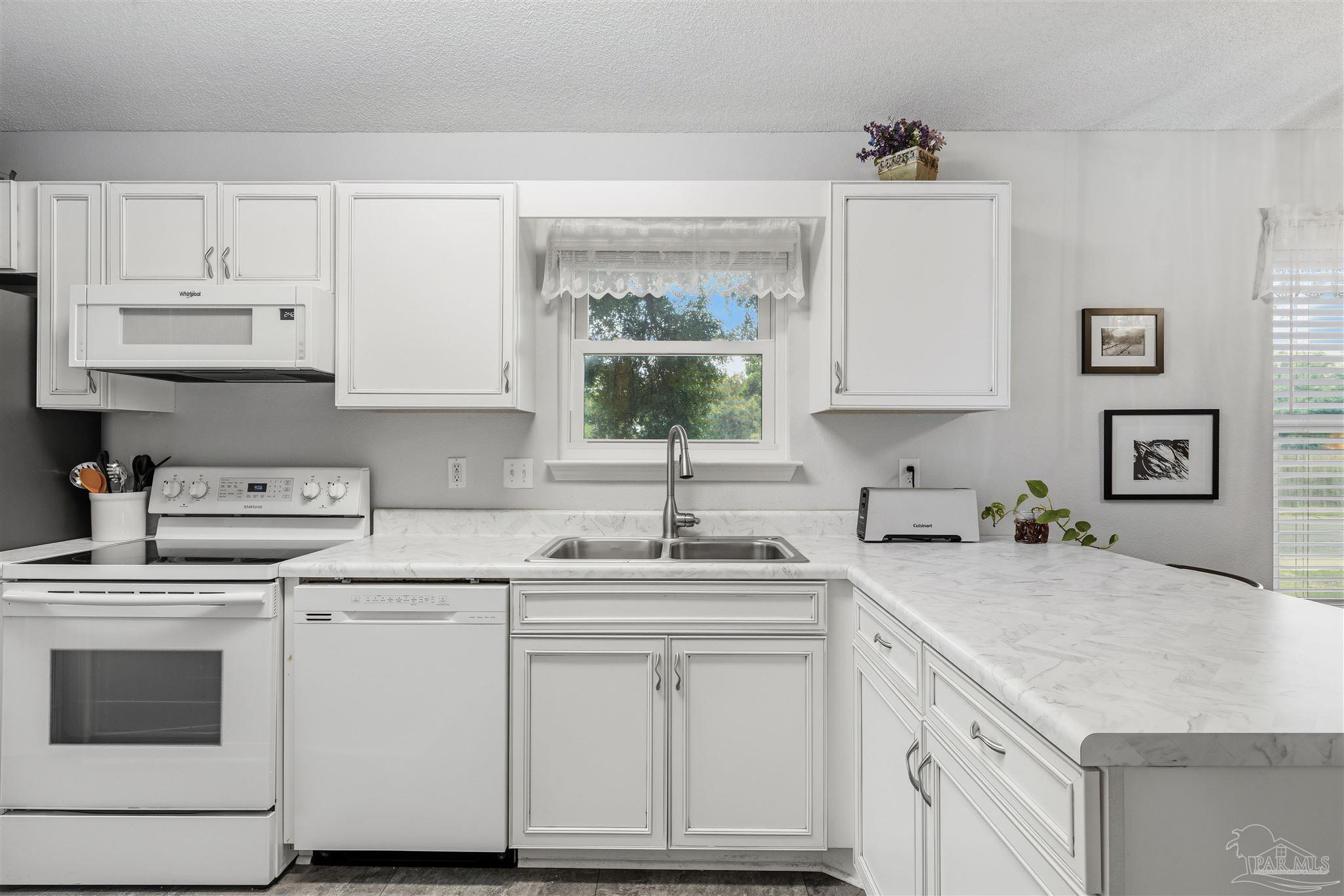 2451 Spyglass Cir