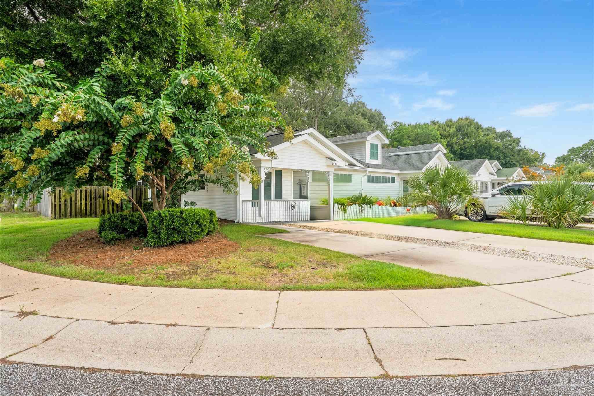 2451 Spyglass Cir