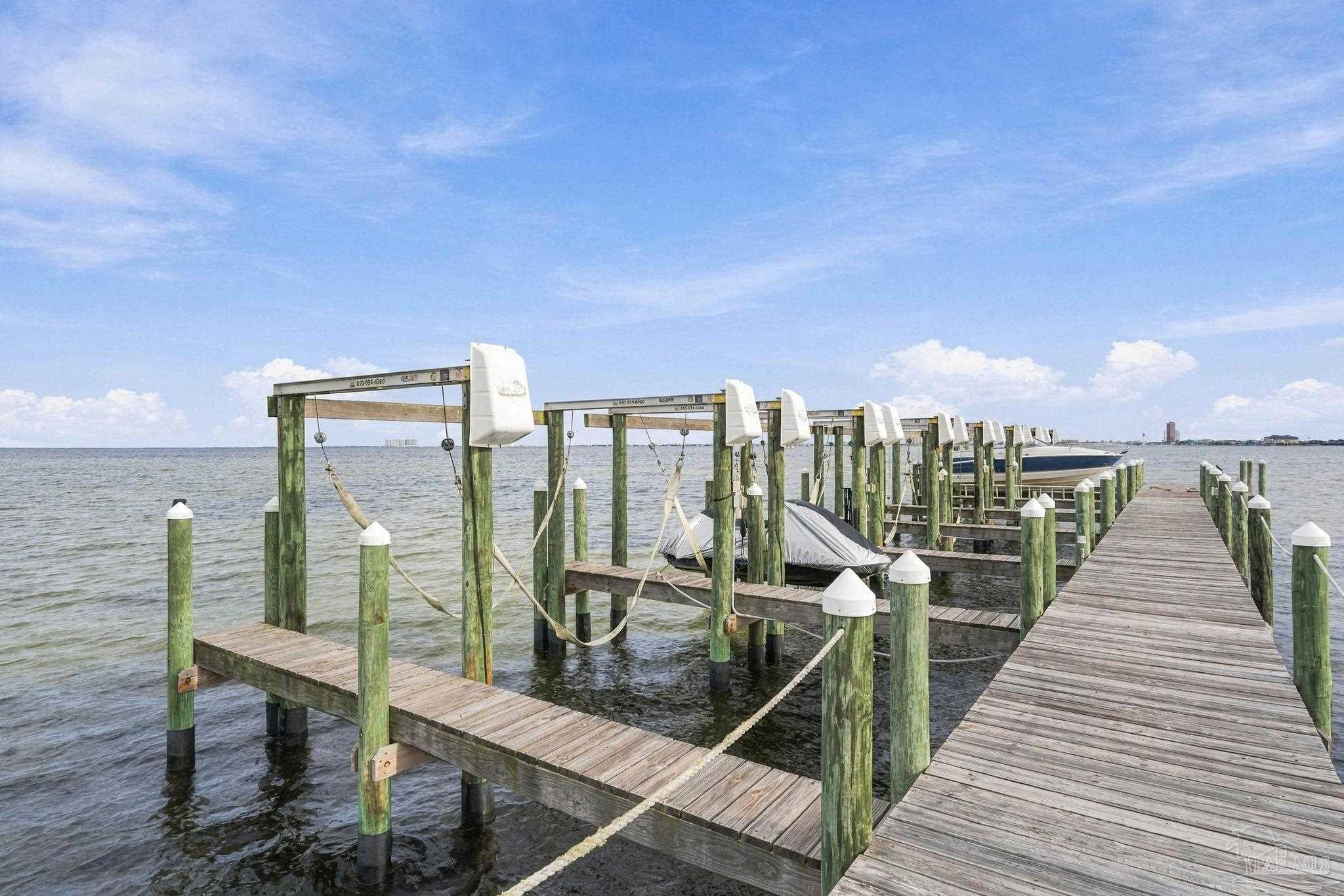 1191 Gulf Breeze Pkwy