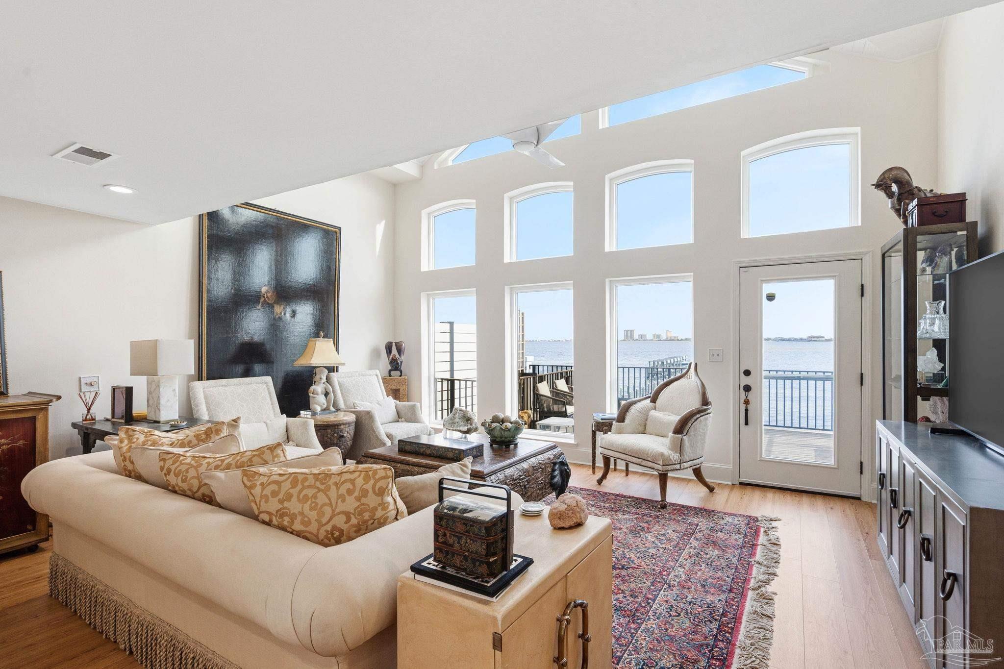 1191 Gulf Breeze Pkwy