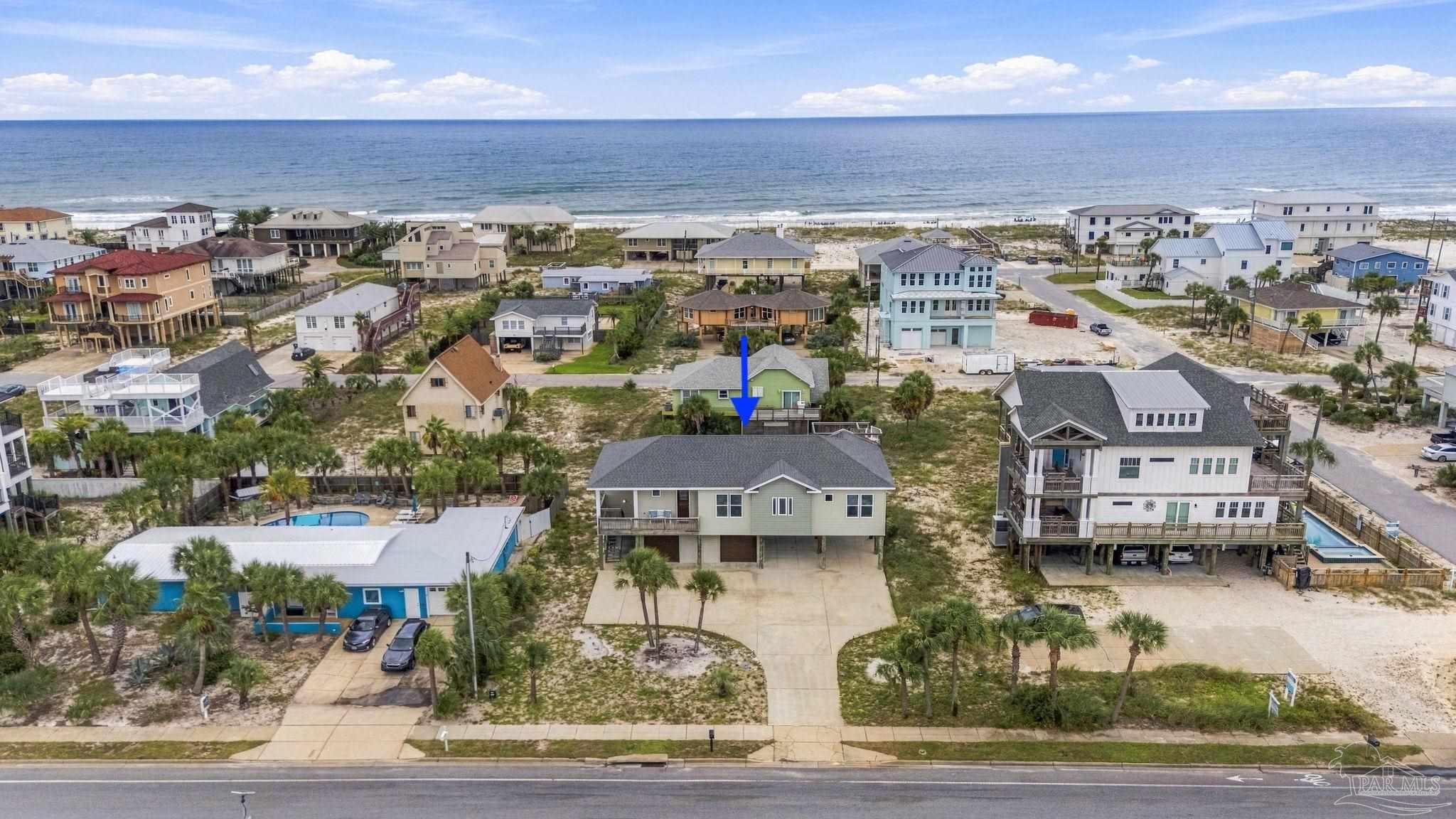 802 Via Deluna Dr