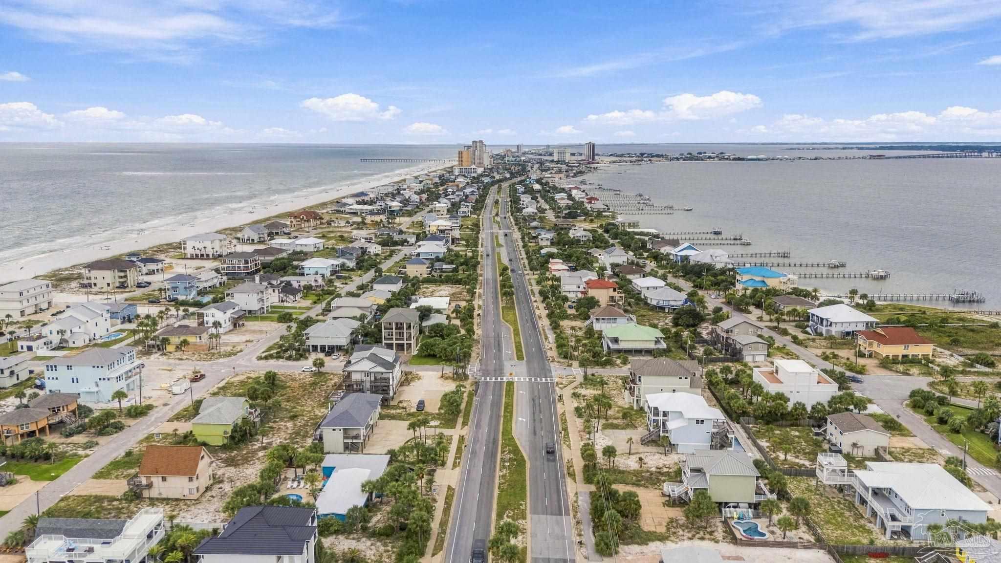 802 Via Deluna Dr