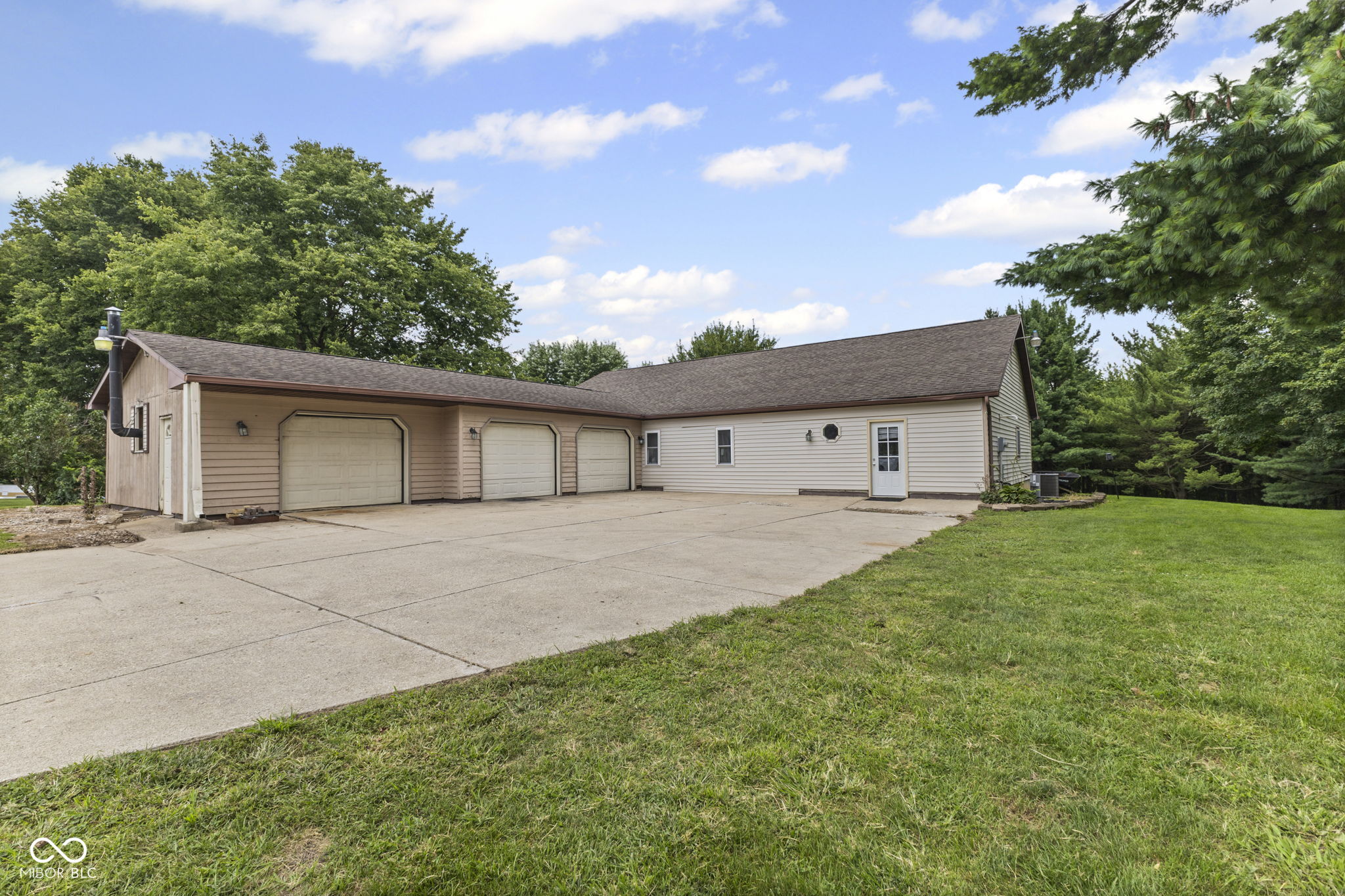 2360 W US Highway 36 Drive