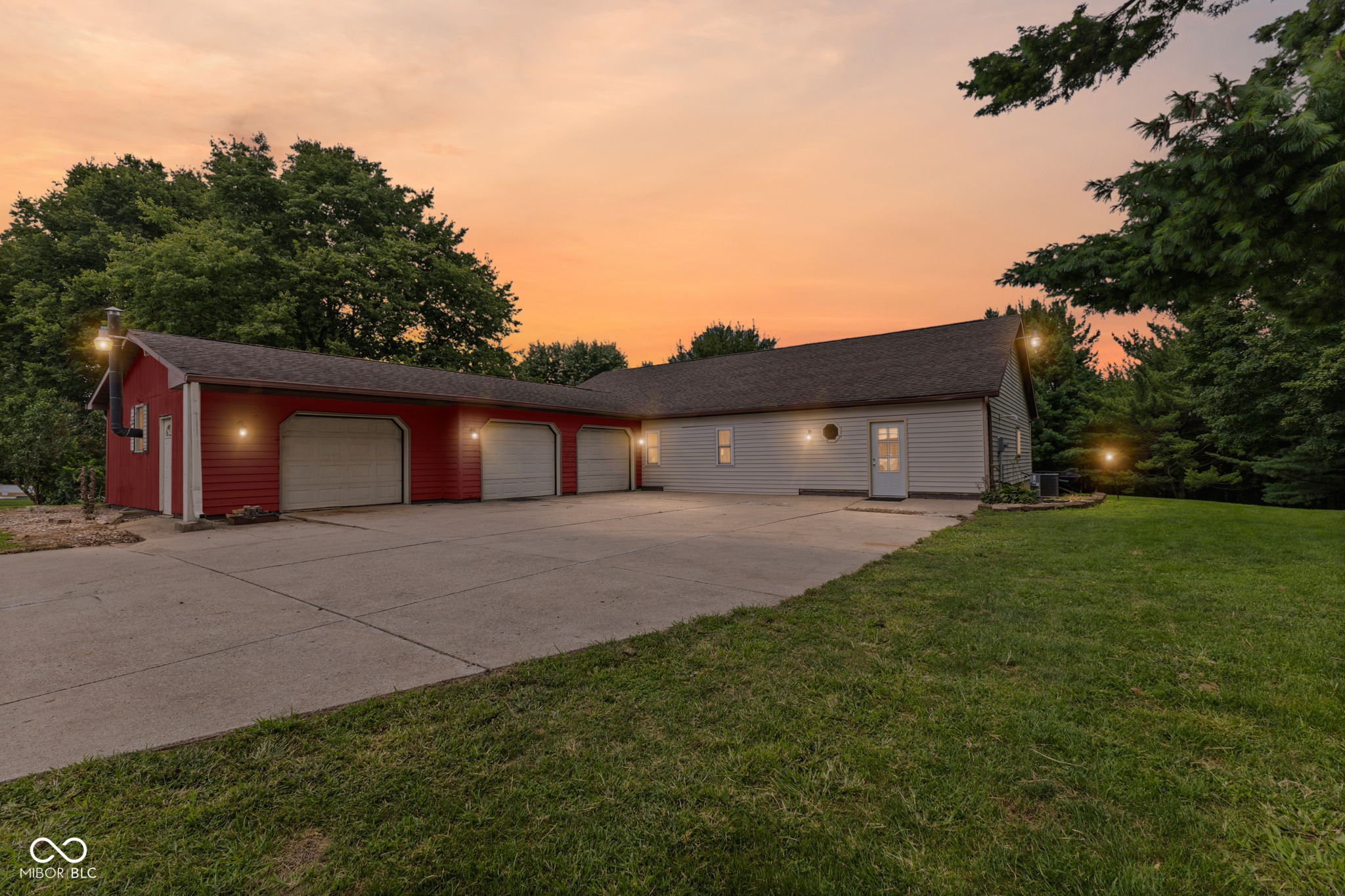 2360 W US Highway 36 Drive