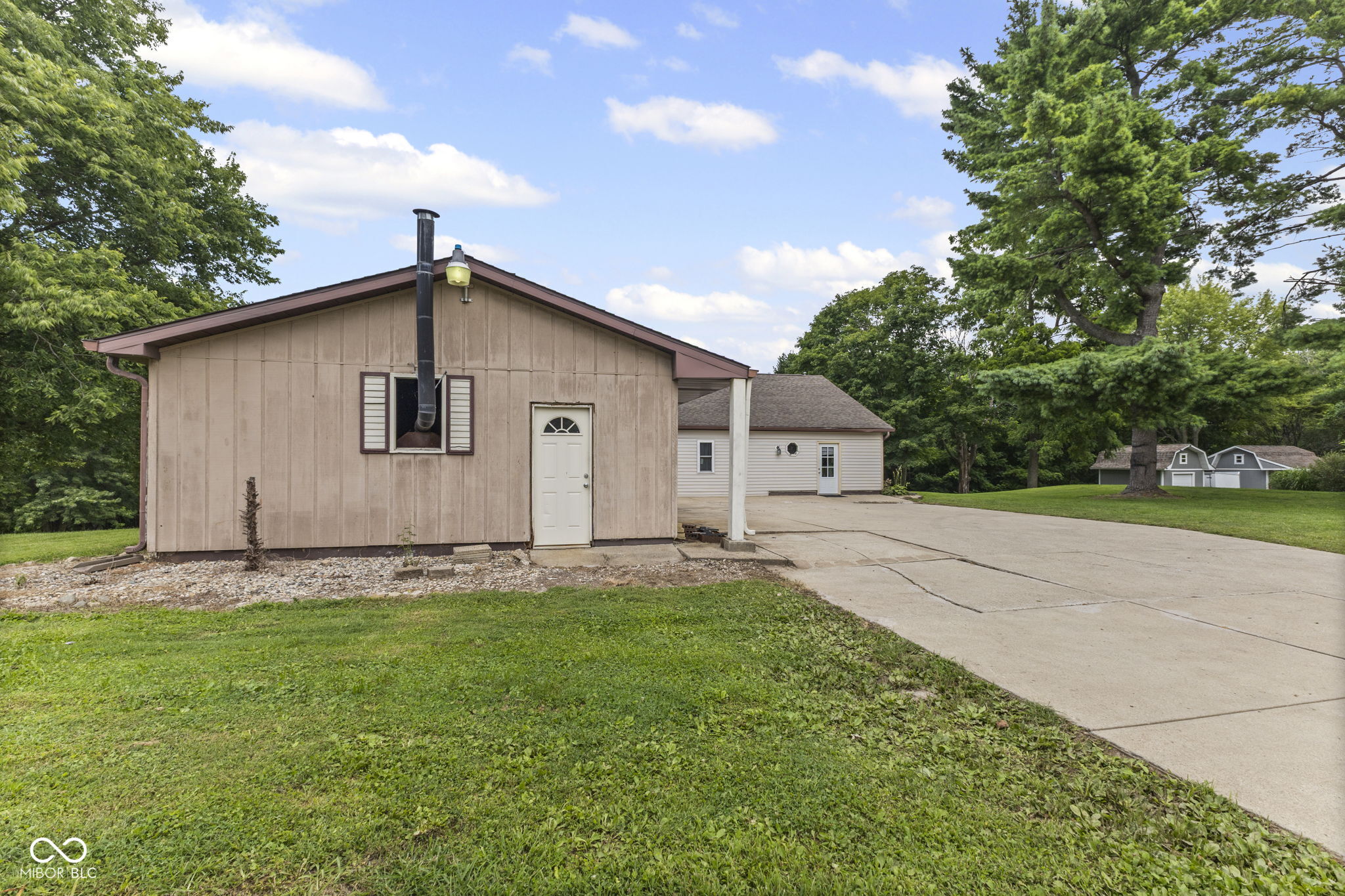2360 W US Highway 36 Drive