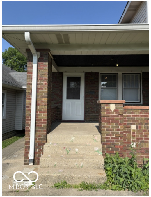 102 Wallace Avenue