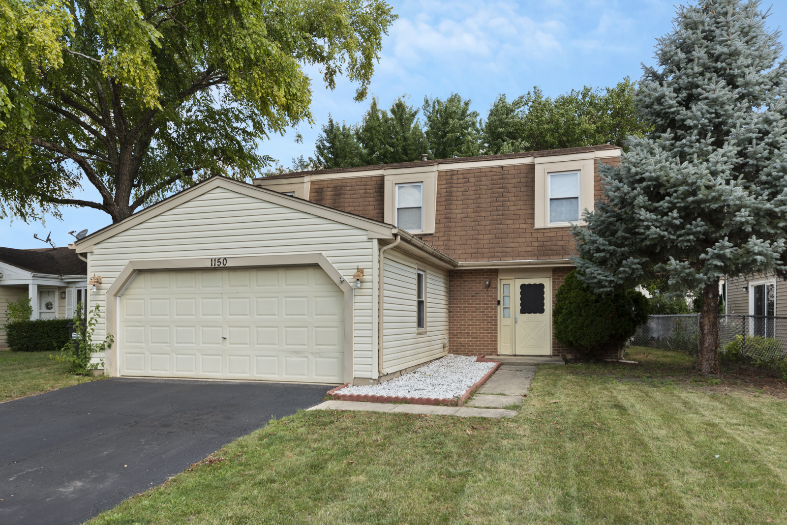 1150 SINGLETON Drive