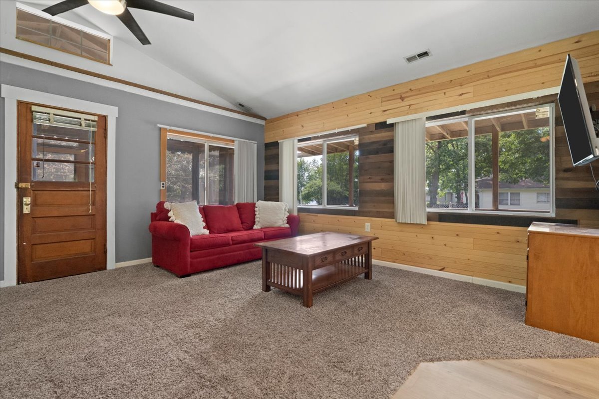 26222 W Van Buren Street