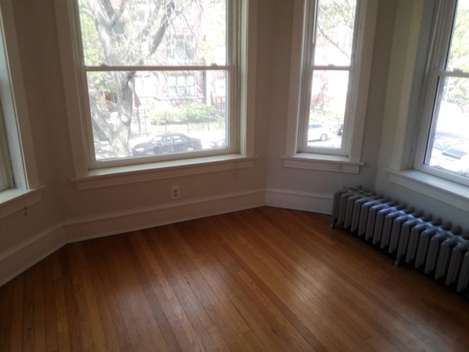 6649 N Ashland Avenue Unit: 2