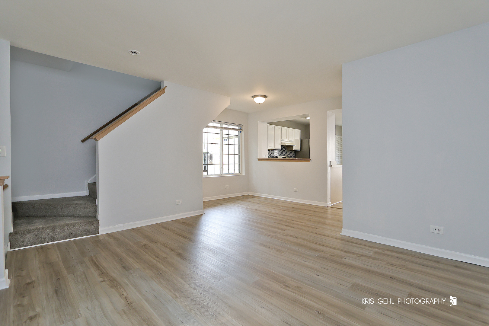 321 W Whispering Oaks Lane