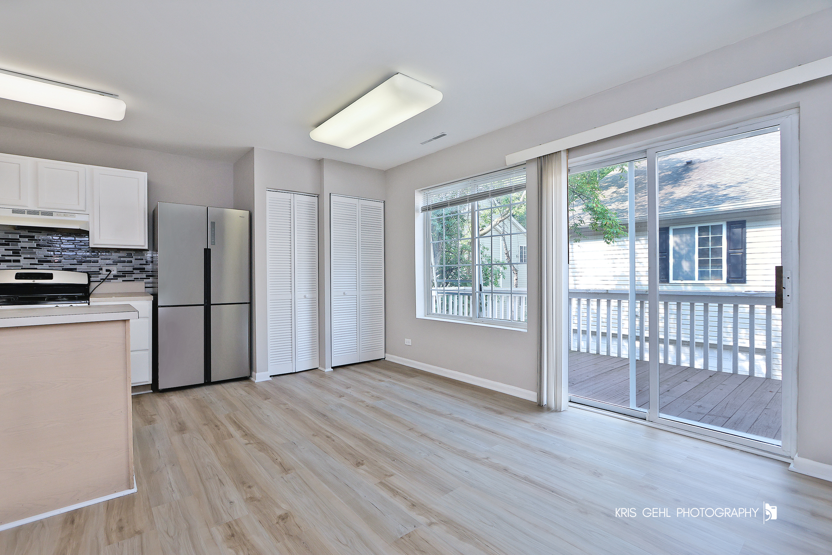 321 W Whispering Oaks Lane