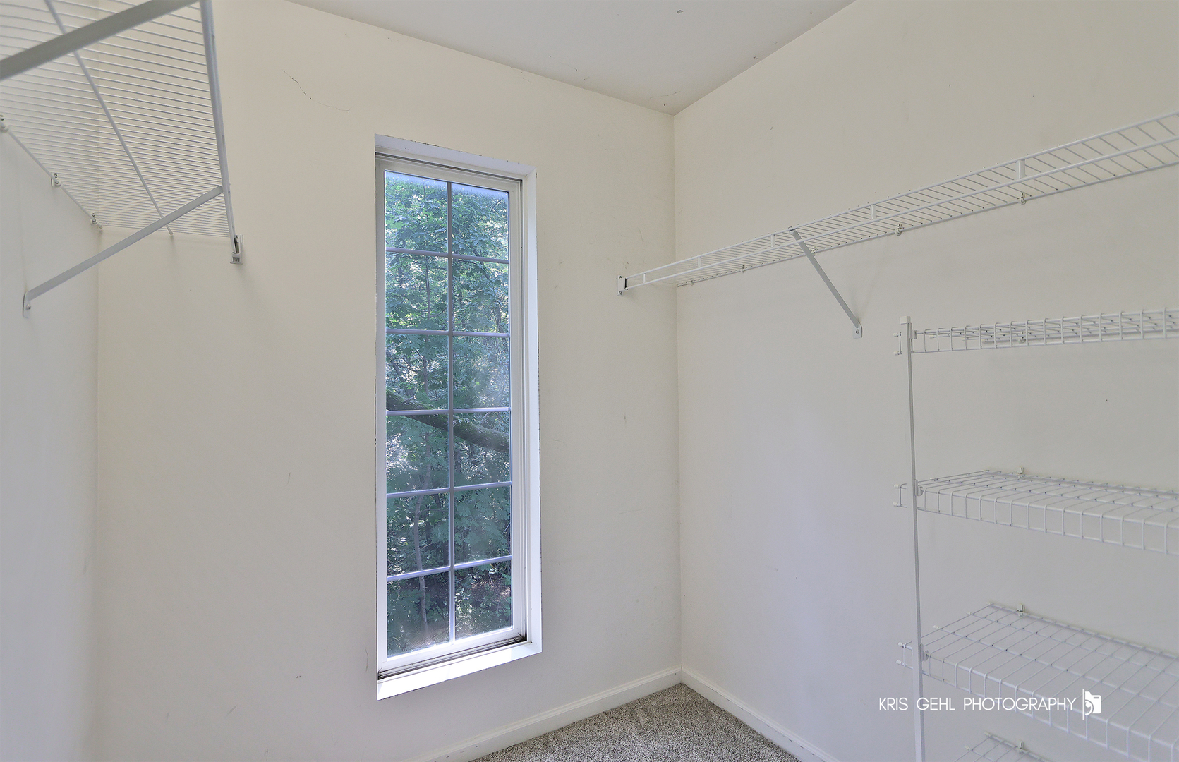 321 W Whispering Oaks Lane