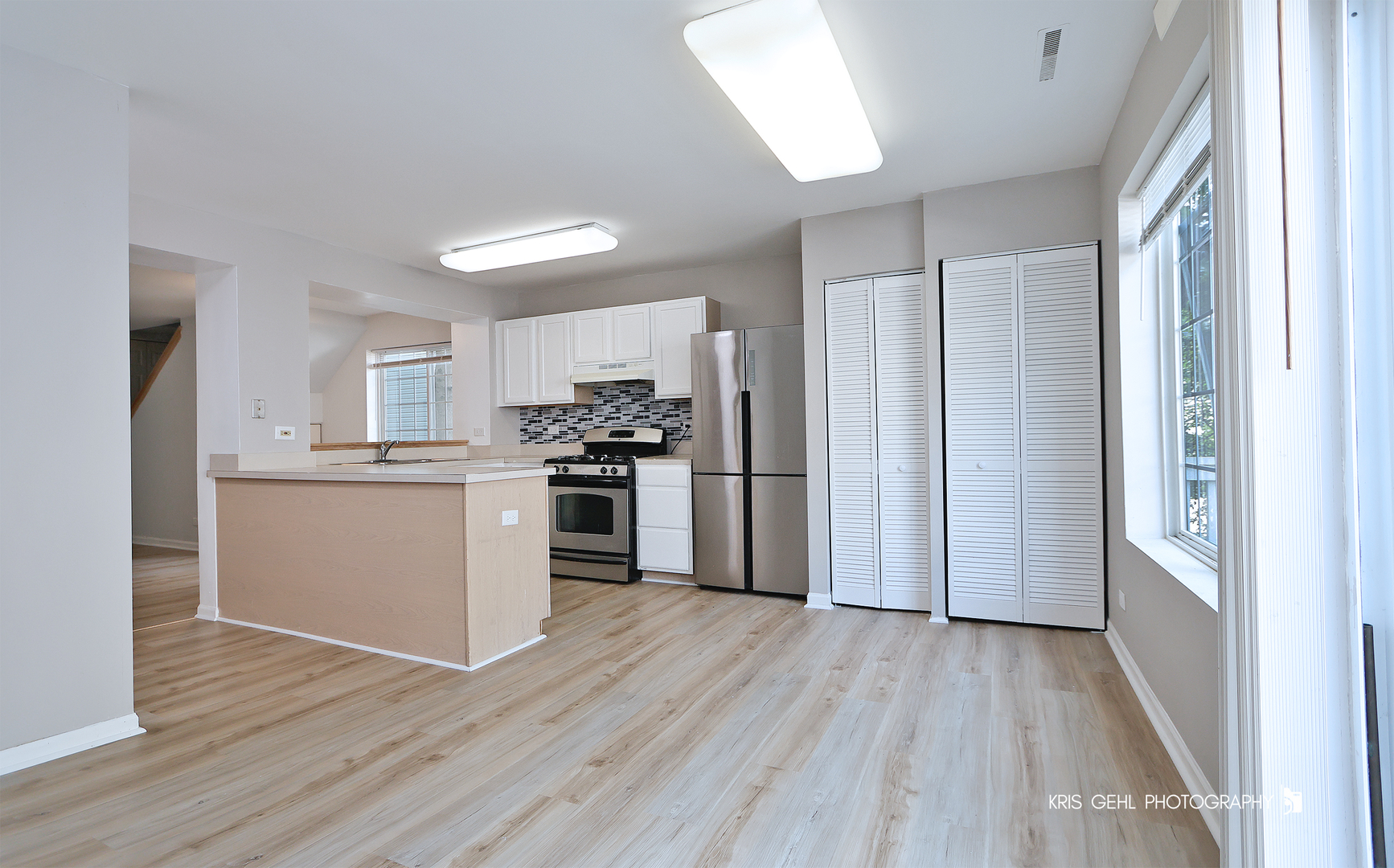 321 W Whispering Oaks Lane
