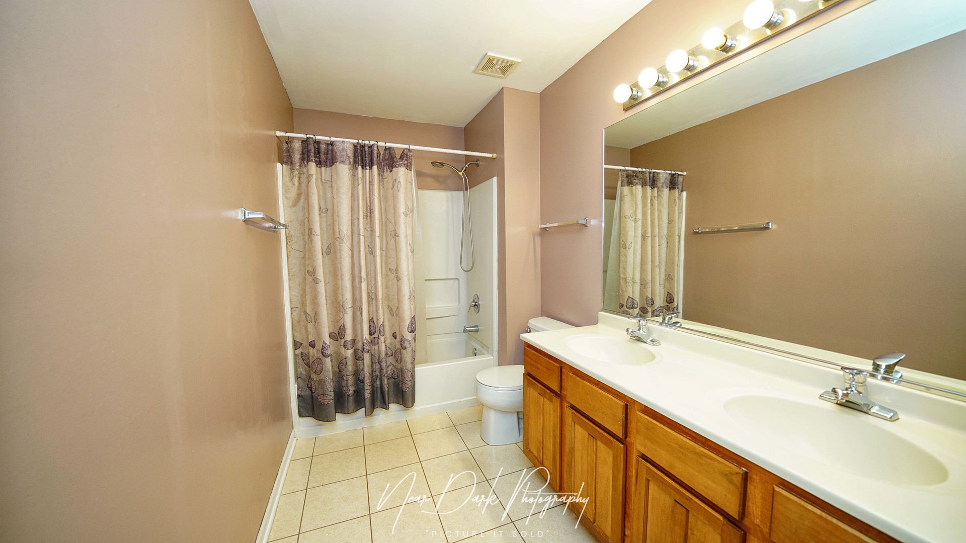 1203 N NATURE Court