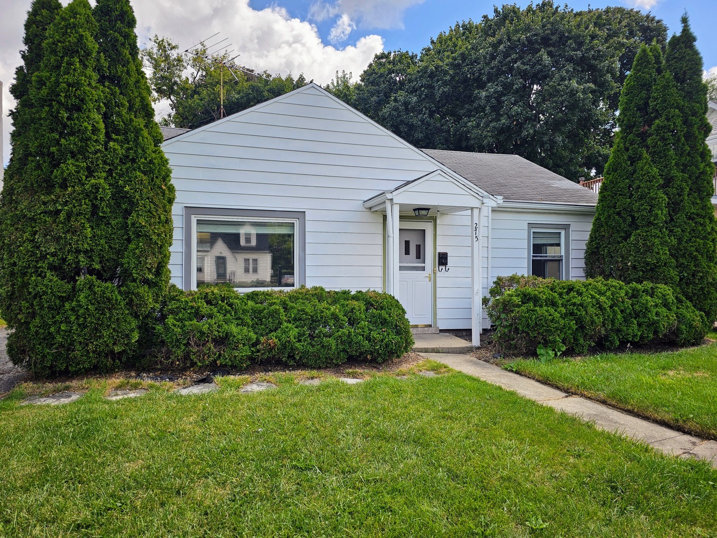275 N Seymour Avenue