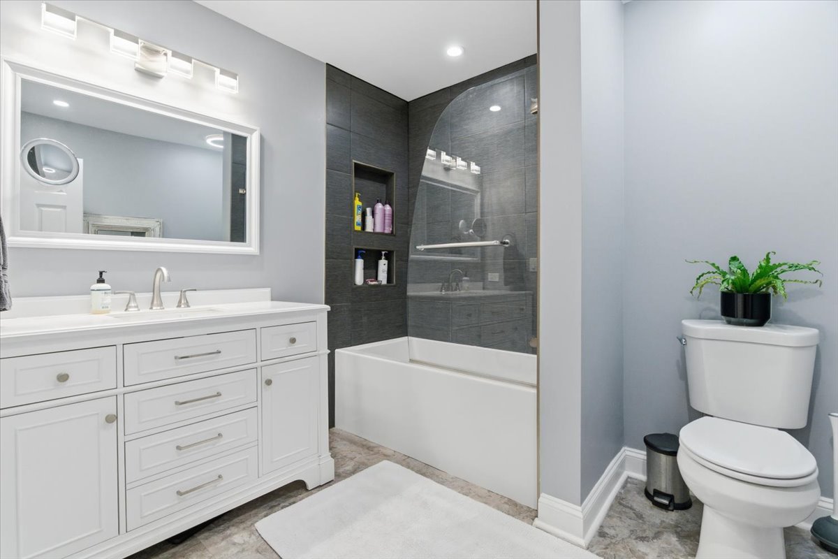 1389 S Candlestick Way