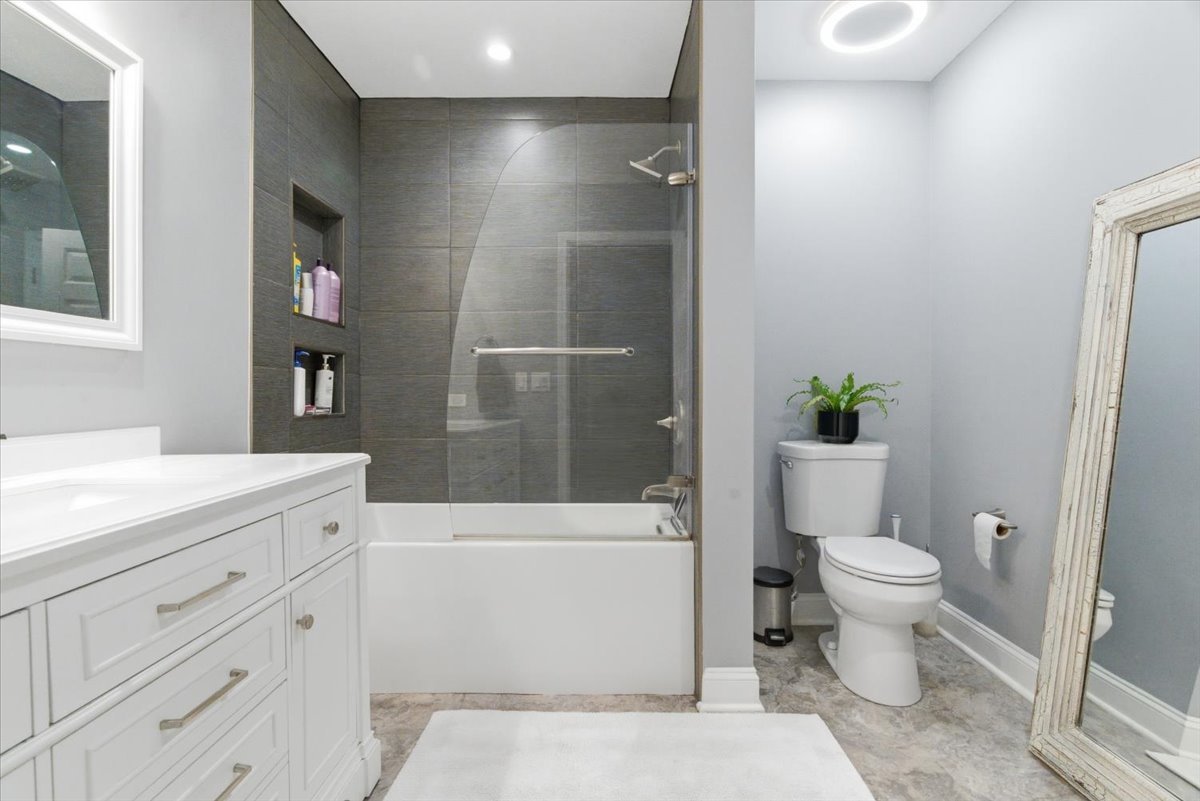 1389 S Candlestick Way