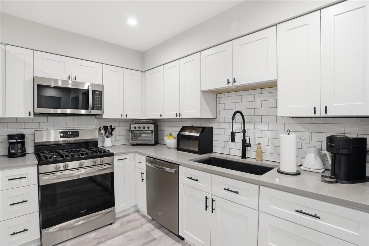 7 Adams Court Unit: A