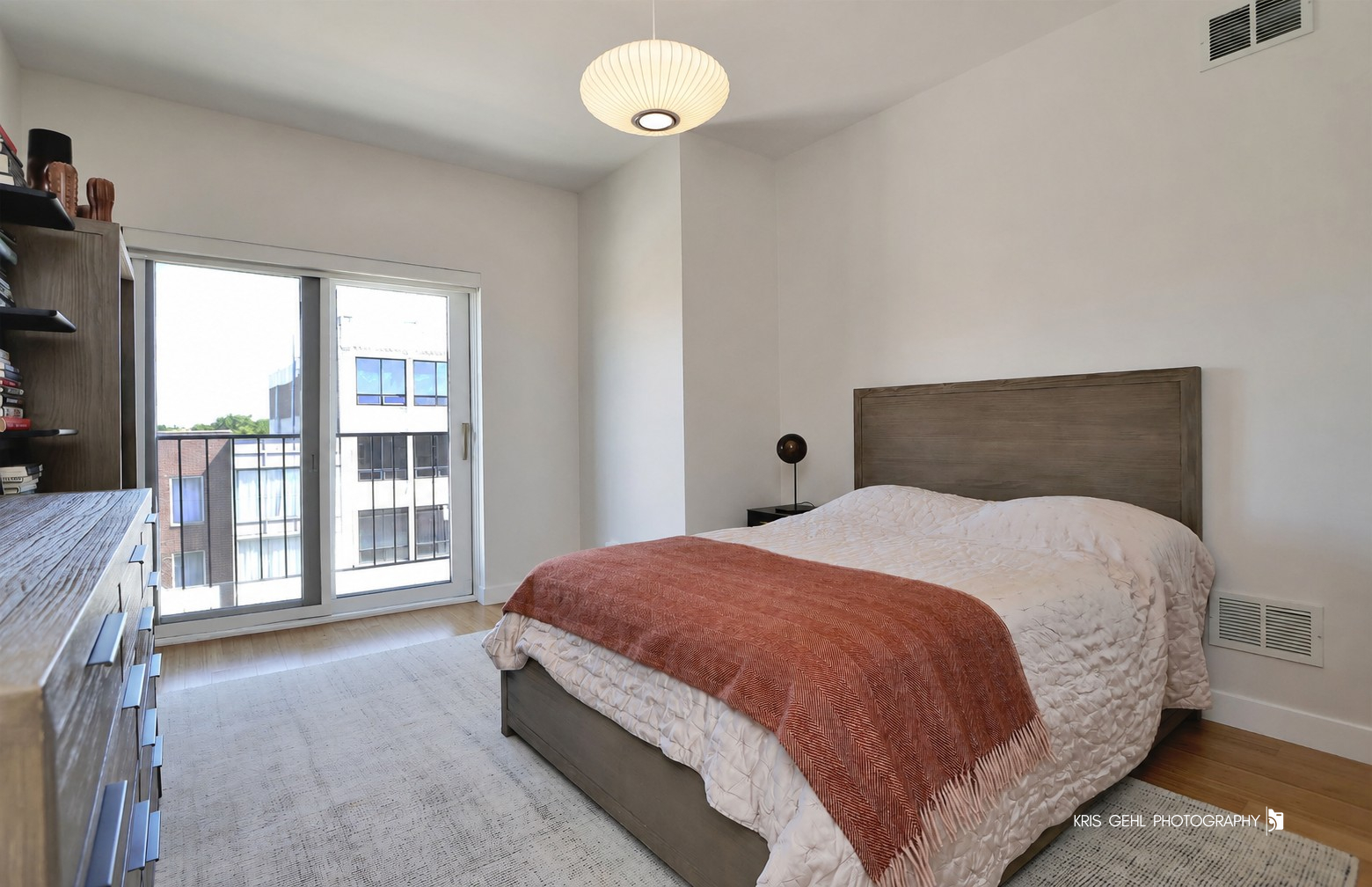 1555 N Talman Avenue Unit: 3D