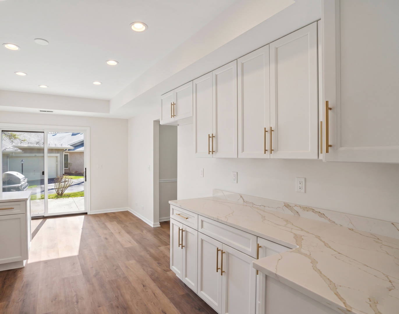 1204 Chatham Court Unit: 1204