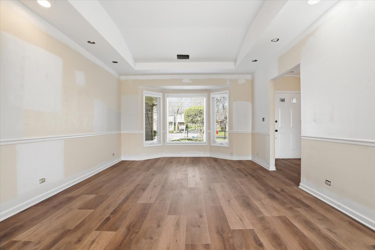 1204 Chatham Court Unit: 1204